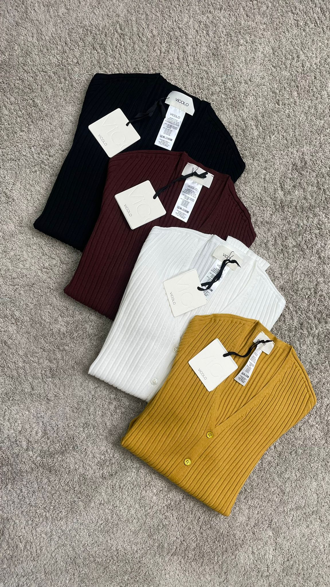 Maglia a costine in filo ViCOLO bottoncini -22102F-