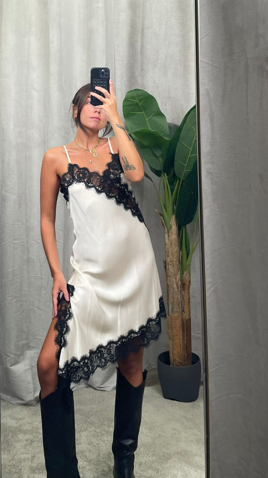 Abito ViCOLO midi pizzo -TF1154-