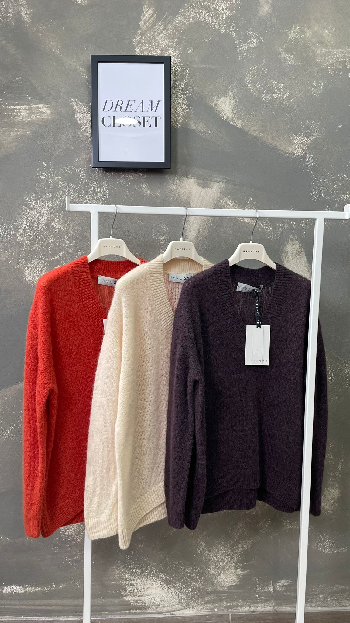 Maglione HaveOne scollo "V"