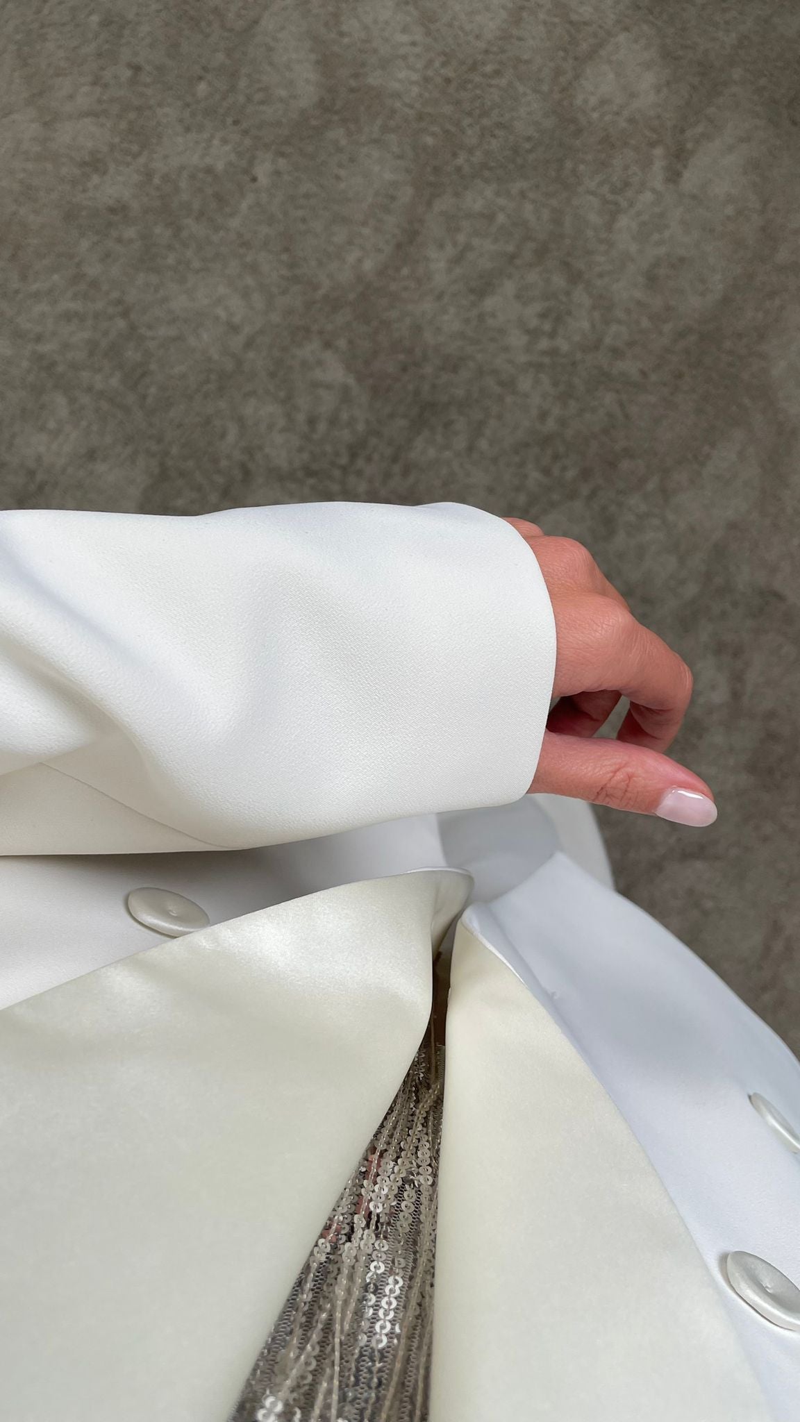 Tailleur bianco doppiopetto con dettagli in raso HaveOne -JCB-P106- -PCB-P246-