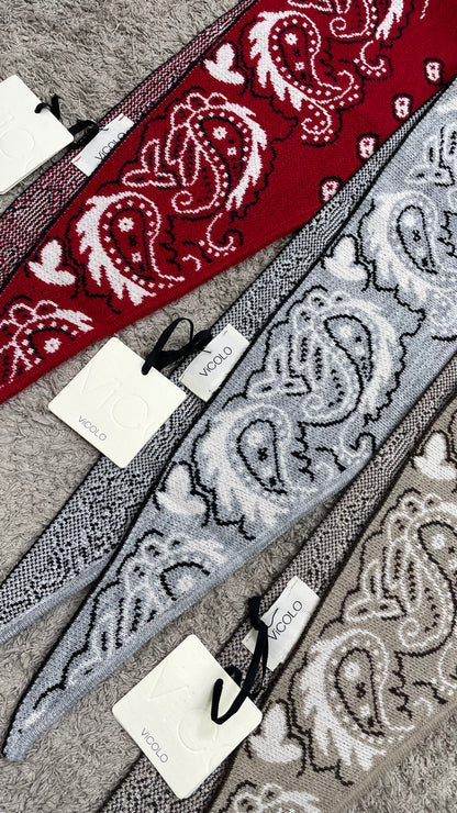 Foulard in misto lana Vicolo - 2AC2165 -