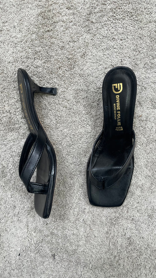 Sandalo infradito con tacco Divine Follie - EMMAR2622 -