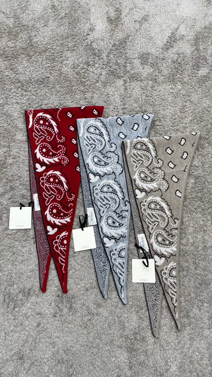 Foulard in misto lana Vicolo - 2AC2165 -