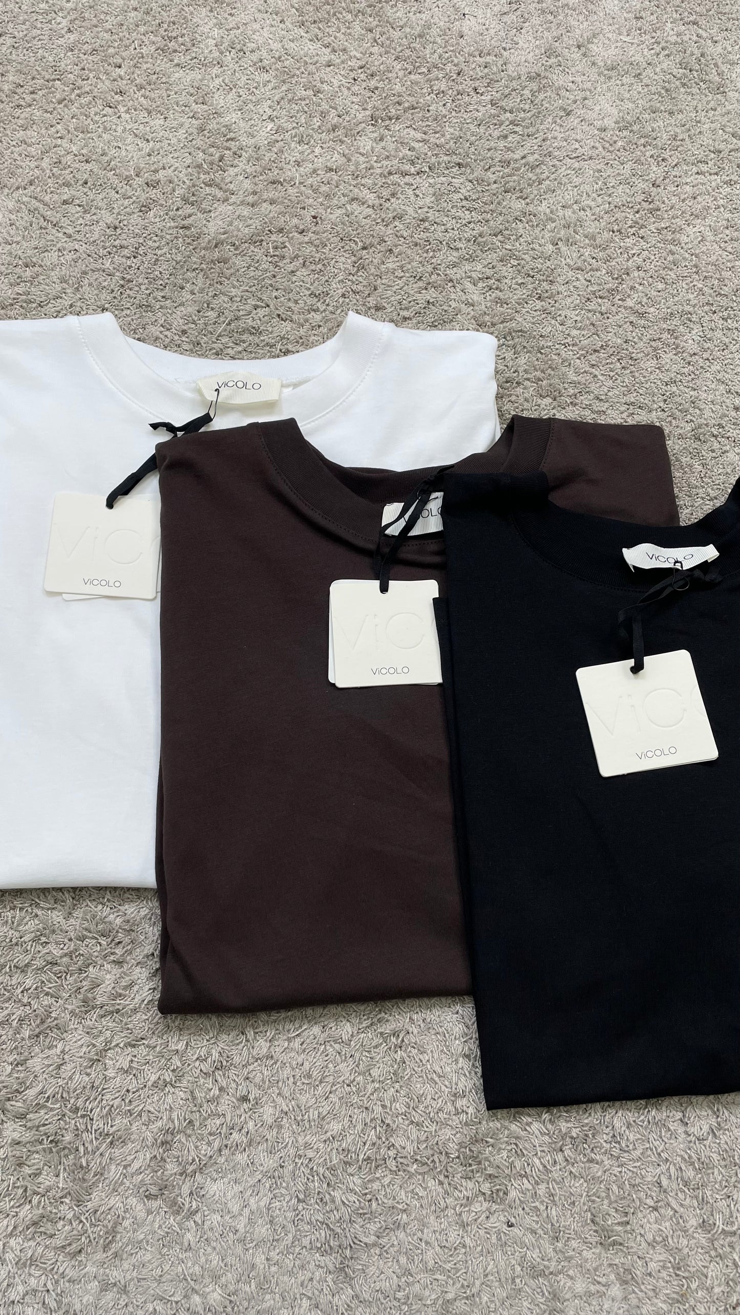 T-shirt con schiena scoperta Vicolo - UAB0342 -