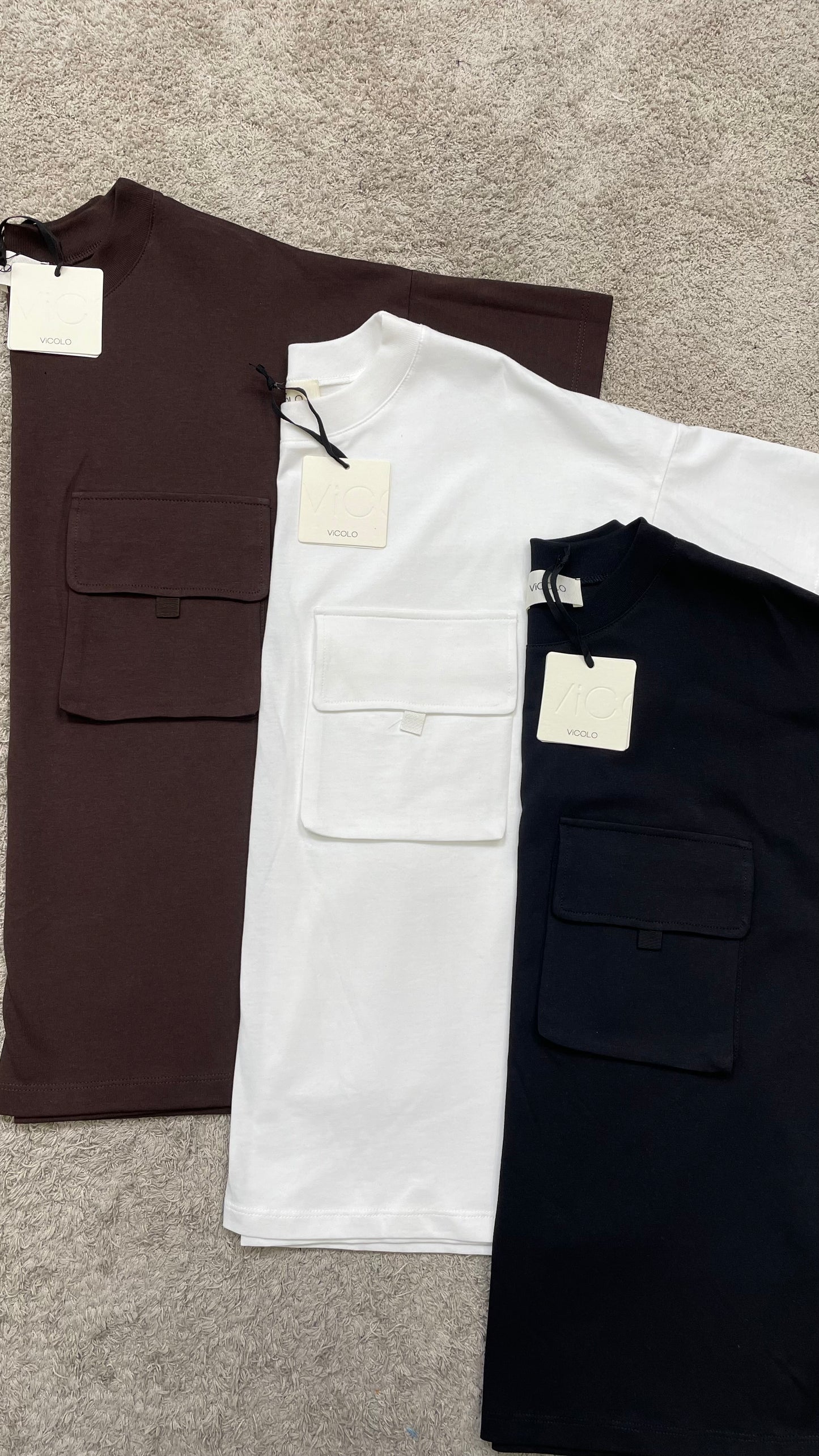 T-shirt con Taschino Vicolo - UAB0373 -