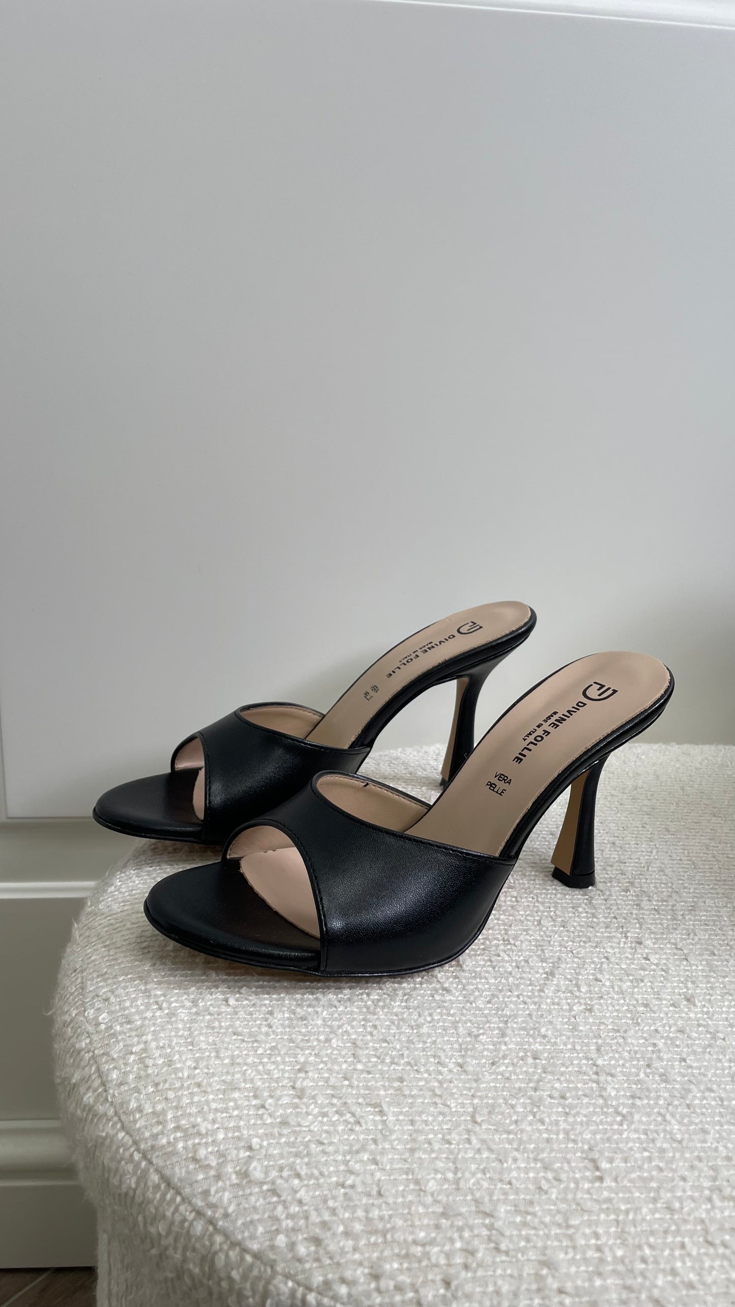 Sandalo in vera pelle DivineFollie - 52B133 -
