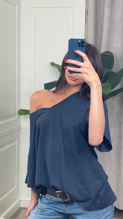 T-shirt scollo a V Vicolo - UAB0251 -