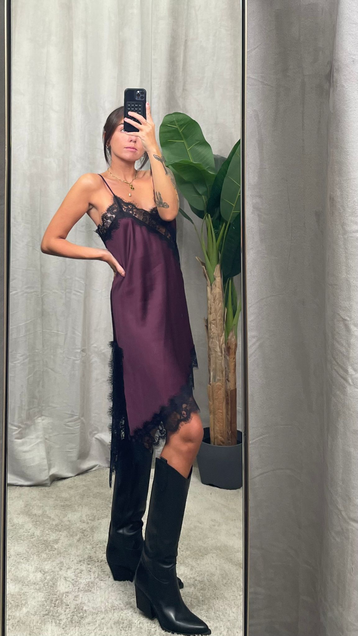 Abito ViCOLO midi pizzo -TF1154-