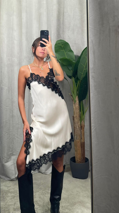 Abito ViCOLO midi pizzo -TF1154-