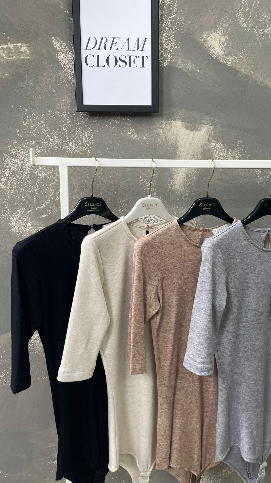 Cuddle Body Silence Limited -SLBO003-