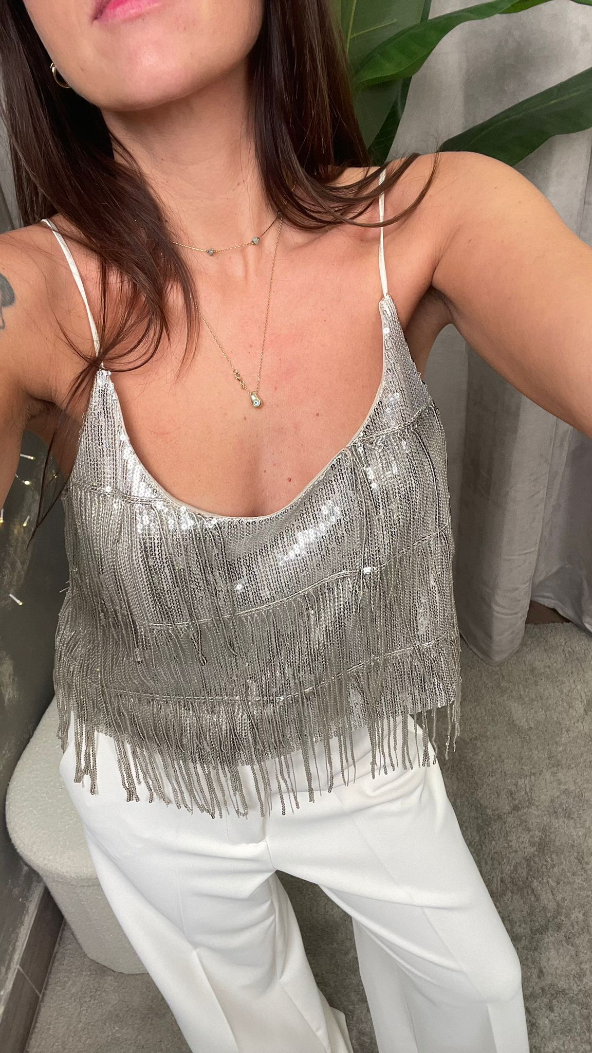 Top HaveOne con frange e paillettes (Argento/Nero) -RGE-P060-