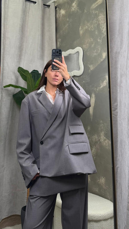 Blazer asimmetrico con spacchi laterali -TAB1002-